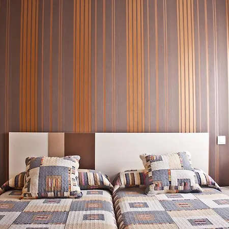 Pr Plaza De Galicia סנטיאגו דה קומפוסטלה