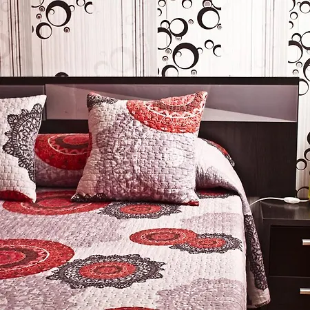 Pensión Pr Plaza De Galicia 3*