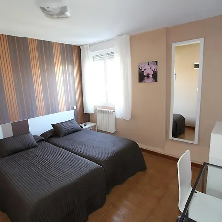 Πανσιόν Pr Plaza De Galicia