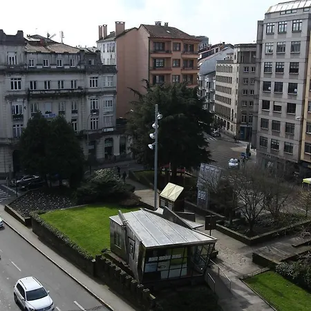 Πανσιόν Pr Plaza De Galicia