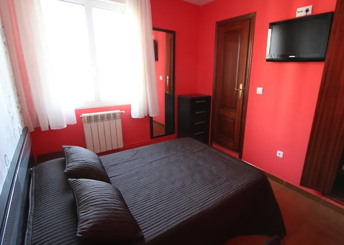 ゲストハウス Pr プラサ デ ガリシア 3*