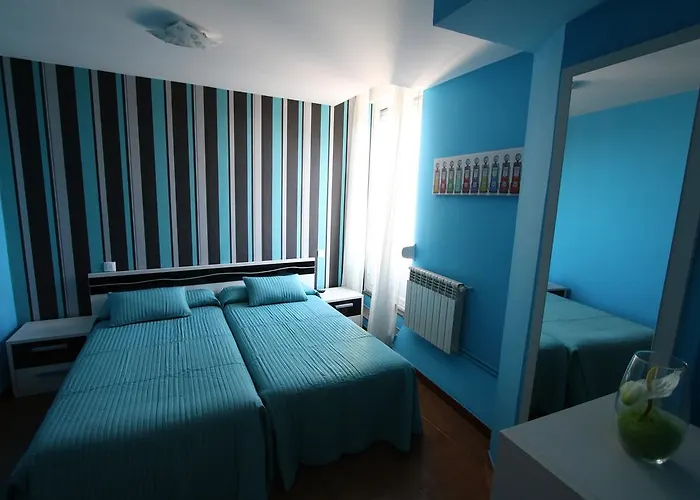 ゲストハウス Pr プラサ デ ガリシア 3*