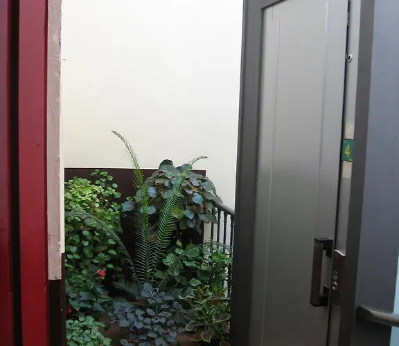 ゲストハウス Pr プラサ デ ガリシア 3*