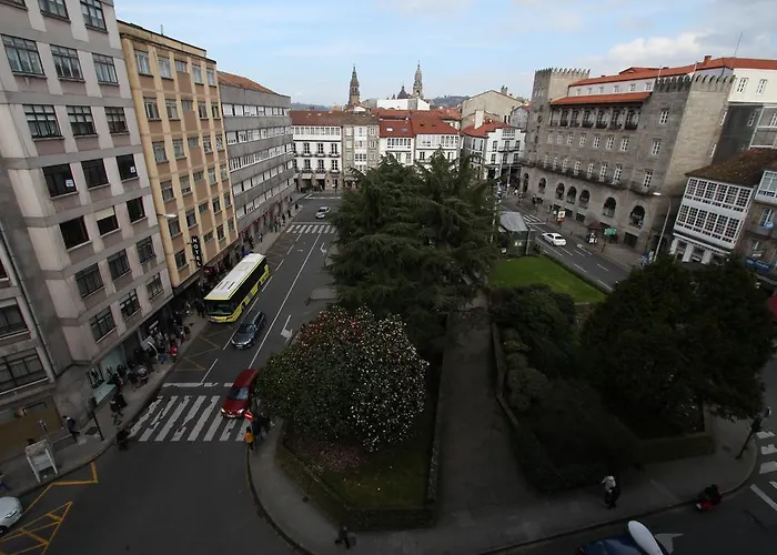 ゲストハウス Pr プラサ デ ガリシア 3*